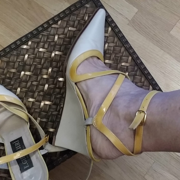 Shoes - Picture 2 of 15